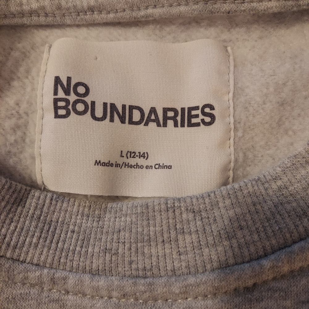 No Boundaries Heather Gray Boxy Cropped Strawberry Graphic Sweatshirt - Picture 3 of 7